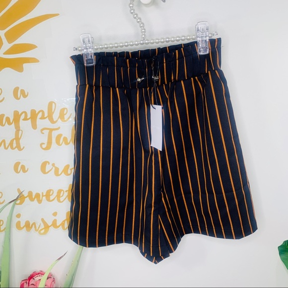 Grey Lab Navy Blue Pinstripe High Waist Shorts Size Small - Picture 5 of 8